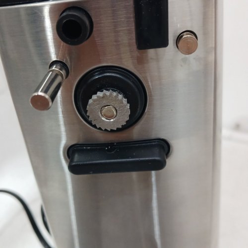 HAMILTON BEACH STAINLESS STEEL EXTRA-TALL CAN OPENER - SILVER (MODEL: 76700C) image 4