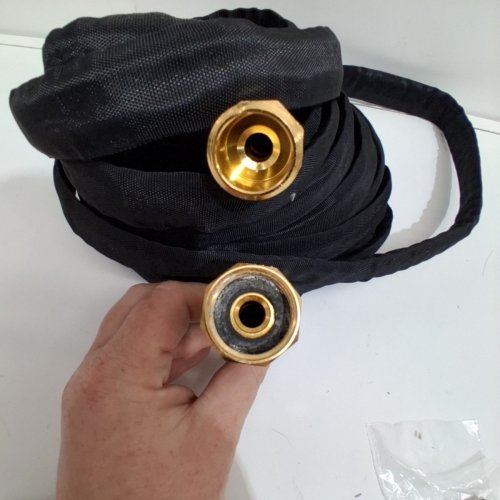 ULTRA-LIGHT LAY FLAT GARDEN HOSE - 5/8" X 25FT - 600 PSI - BLACK image 3