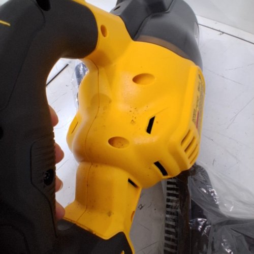 DEWALT 20V CORDLESS HANDHELD VACUUM - TOOL ONLY (MODEL: DCV501HB) image 4