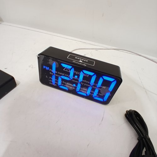 DREAMSKY COMPACT DIGITAL ALARM CLOCK WITH USB CHARGING PORT, 0-100% BRIGHTNESS LARGE DISPLAY, ADJUSTABLE VOLUME, 12/24 SNOOZE - BLACK (MDOEL: DS312BW) image 2