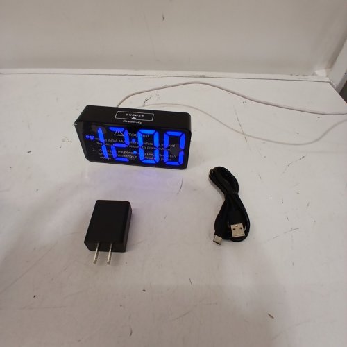DREAMSKY COMPACT DIGITAL ALARM CLOCK WITH USB CHARGING PORT, 0-100% BRIGHTNESS LARGE DISPLAY, ADJUSTABLE VOLUME, 12/24 SNOOZE - BLACK (MDOEL: DS312BW) image 3