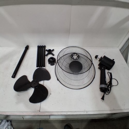 MAINSTAYS 3-SPEED OSCILLATING STANDING FAN - 25.6" X 47.2" - BLACK (MODEL: SF3-40E) image 3