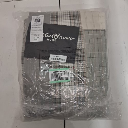 3PC EDDIE BAUER HOME FAIRVIEW COTTON REVERSIBLE QUILT/SHAM SET - TWIN, GREY (MODEL: 200403) image 2