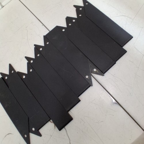 10PK LANDSCAPE METAL EDGING - 40" X 4.5" - BLACK (MODEL: HA-SS-2502) image 4