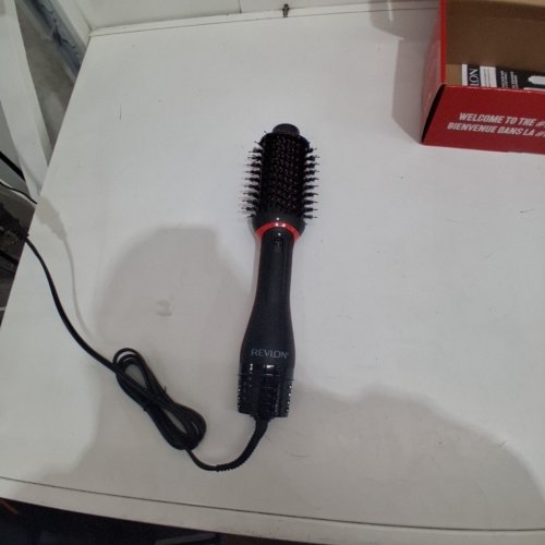 REVLON ONE-STEP VOLUMIZER PLUS 2.0 HAIR DRYER AND HOT AIR BRUSH - BLACK/RED (MODEL: RVDR5298F) image 2