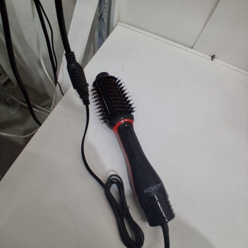 REVLON ONE-STEP VOLUMIZER PLUS 2.0 HAIR DRYER AND HOT AIR BRUSH - BLACK/RED (MODEL: RVDR5298F) image 3