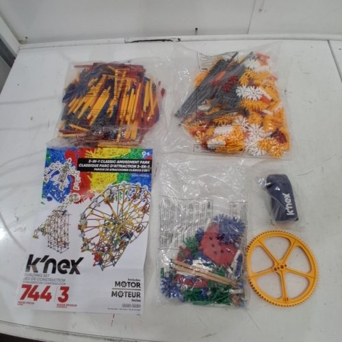 744PC K'NEX 3-IN-1 CLASSIC AMUSEMENT PARK BUILDING SET - MULTICOLOUR (MODEL: 17035) image 2