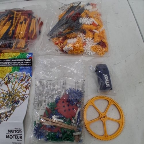 744PC K'NEX 3-IN-1 CLASSIC AMUSEMENT PARK BUILDING SET - MULTICOLOUR (MODEL: 17035) image 3