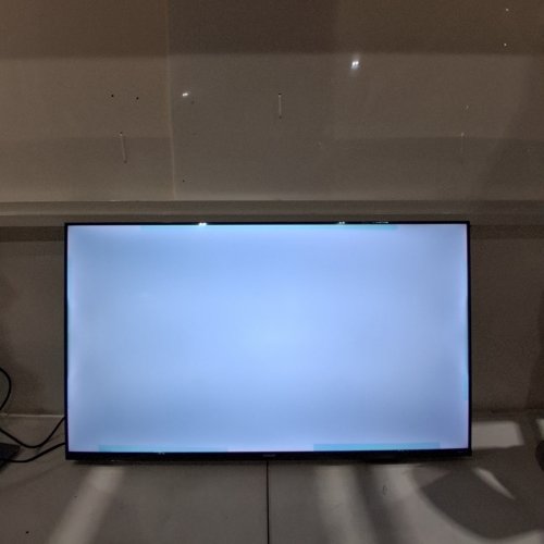 PHILIPS 7676 SERIES QLED FULLHD 1080P ROKU TV - 43" - BLACK - (MODEL: 43PQF7676/F6) image 5