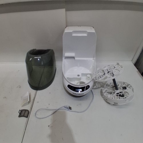 BABYBREZZA BOTTLE WASHER PRO 3-IN-1 WASHER/STERILIZER/DRYER - HOLDS 4 BOTTLES - BLACK/WHITE (MODEL: BRZ0103) image 3