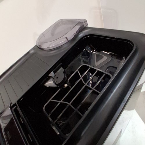 BOSCH 500 SERIES FULLY AUTOMATIC ESPRESSO MACHINE WITH WHOLE BEAN COMPARTMENTS AND GROUND COFFEE CHUTE - TFT DISPLAY AND TOUCH CONTROL PANEL - EXTERNAL MILK SYSTEM - 9 BEVERAGE OPTIONS - BLACK (MODEL: TPU40109) image 5