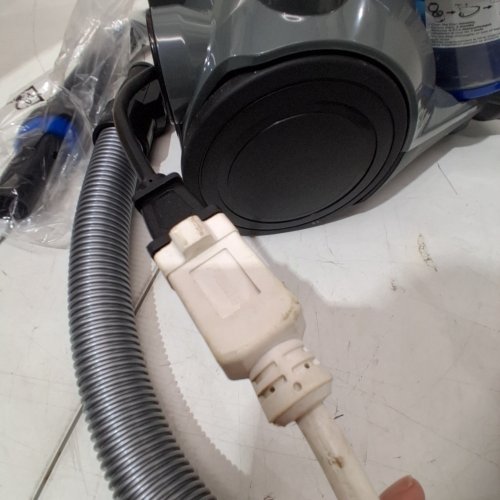 EUREKA WHIRLWIND BAGLESS LIGHTWEIGHT VACUUM - 2.5L - BLUE (MODEL: NEN110A) image 2