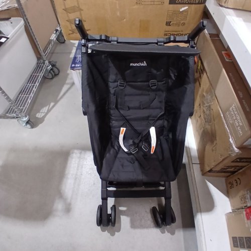MUNCHKIN SPARROW ULTRA COMPACT FOLDABLE STROLLER - BLACK image 2