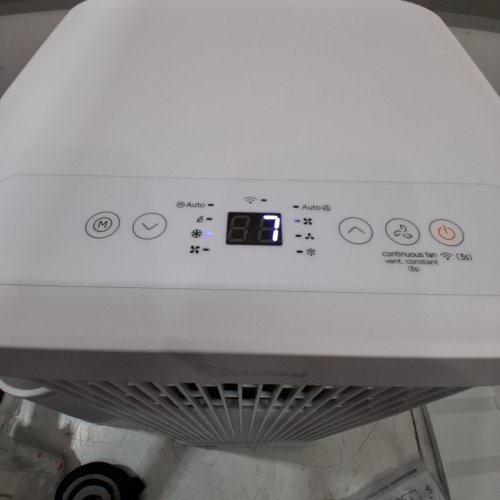 MIDEA PORTABLE AIR CONDITIONER WITH WHEELS - 115V - 350SQ.FT - WHITE (MODEL: MAP05R1CWWA) image 2