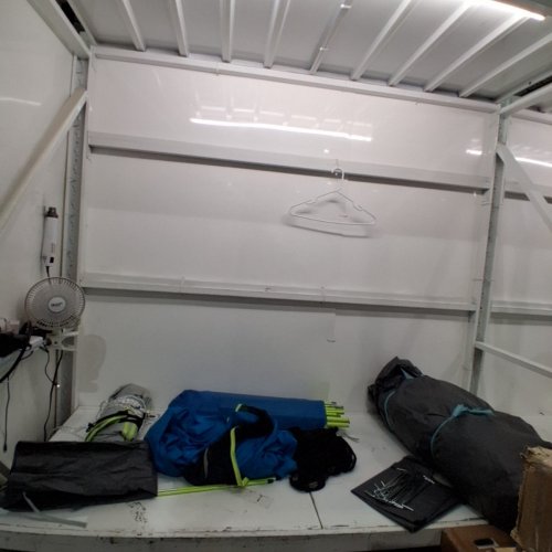 COLEMAN TENAYA LAKE FAST PITCH INSTANT CABIN CAMPING TENT WITH EXCLUSIVE WEATHERTEC SYSTEM AND BUILT-IN WARDROBE - 13FT X 9FT - 8 PERSON CAPACITY - BLUE/WHITE/GREEN (MODEL: 2000022459) image 2