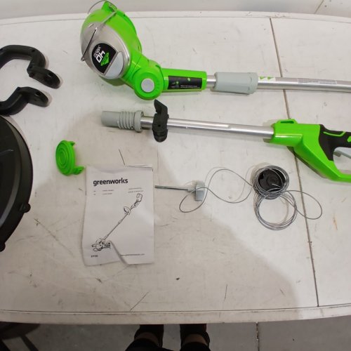 GREENWORKS LITHIUM ION 40V CORDLESS STRING LAWN TRIMMER *TOOL ONLY* - 13" PATH - GREEN (MODEL: STF305) image 3