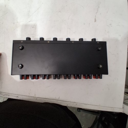 PYLE 6 CHANNEL SPEAKER SELECTOR SWITCH - MULTI ZONE A B SPEAKER DISTRIBUTION CONTROLLER BOX WITH INDEPENDENT AUDIO SOURCE VOLUME CONTROL (MODEL: PSLSW6) image 5