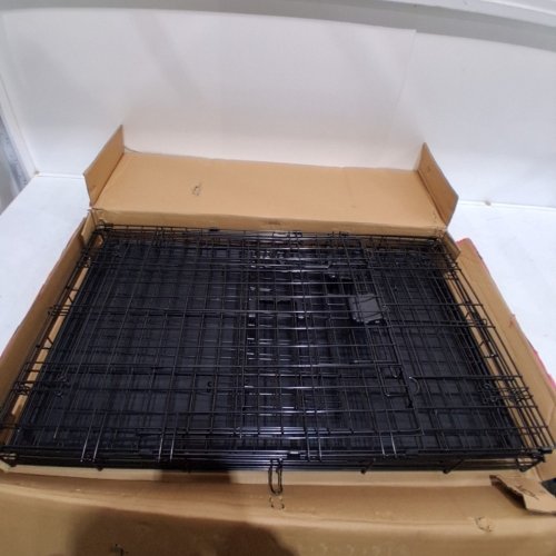 AMAZON BASICS FOLDABLE METAL WIRE DOUBLE DOOR DOG CRATE WITH TRAY - 36" X 23" X 25" - BLACK (MODEL: ‎9001N-36B) image 2