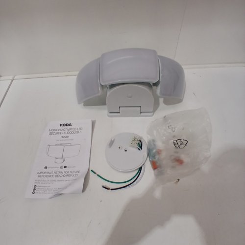 KODA MOTION-ACTIVATED LED SECURITY FLOOD LIGHT - 4800LM - WHITE (MODEL: 1938035/LM030878) image 2