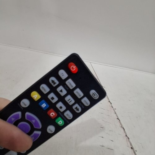 ONN. 4-DEVICE UNIVERSAL REMOTE CONTROL - COMPATIBLE WITH ALL MAJOR BRANDS - BLACK image 2