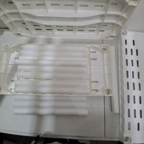 HEAVY DUTY 4-TIER PLASTIC STORAGE UTILITY SHELF - 30" X 14" X 57" - WHITE image 3