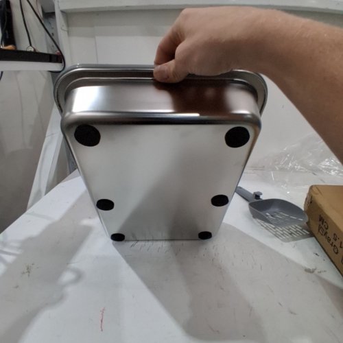 STAINLESS STEEL CAT LITTER BOX WITH LID AND SCOOP - 16" X 12" X 6" - GREY image 4