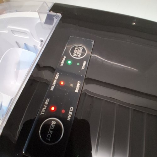 COUNTERTOP ICE MAKER WITH HANDLE AND SCOOP - 26LB - BLACK (MODEL: WBJ-10A) image 2