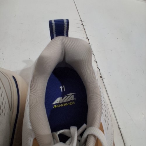 MEN'S AVIA ATHLETIC SHOES - 11 - WHITE, TAN AND NAVY (MODEL: PR4790) image 7