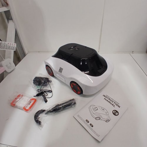 BOCXI ROBOTIC WIRELESS POOL VACUUM CLEANER - 2200GPH - WHITE (MODEL : C5-W-D1) image 3