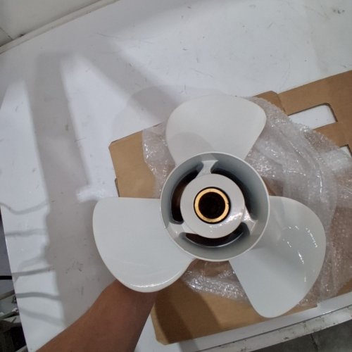 VIF OUTBOARD PROPELLER - 13 1/4" X 17" - WHITE (STYLE: 13-1/4 X 17-K) image 5