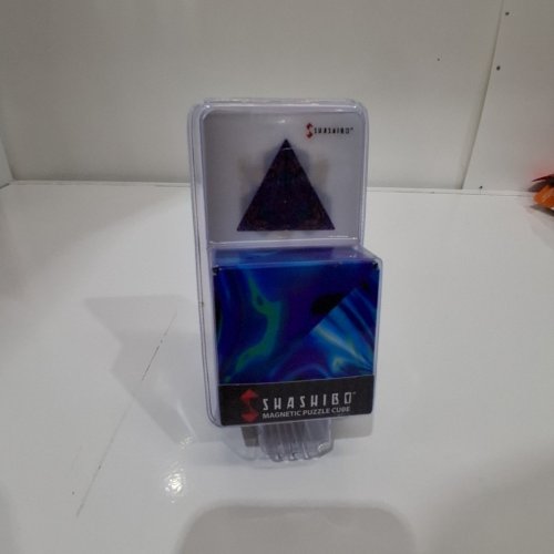 SHASHIBO ARTIST SERIES MAGNETIC SHIFTING PUZZLE CUBE - BLUE image 2