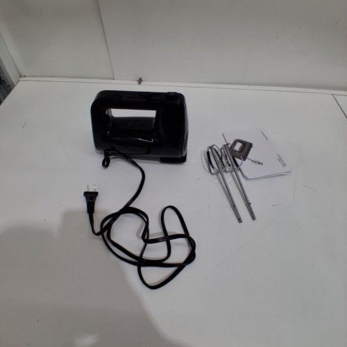 MAINSTAYS HAND MIXER WITH 2 BEATERS - 150W, 120 V, 60HZ - BLACK (MODEL: MS63100075214) image 3