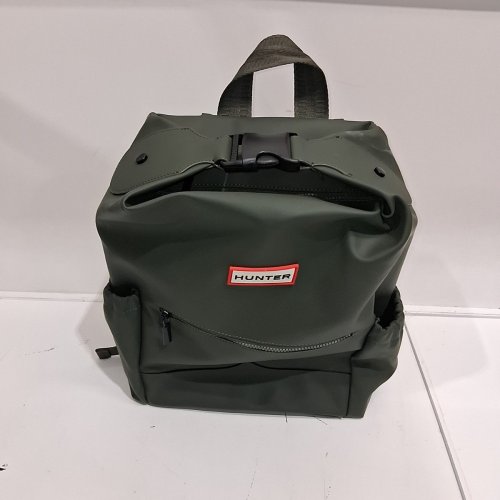 HUNTER TOP CLIP BACKPACK WITH LAPTOP POCKET - 16L - GREEN (STYLE: 1960981) image 2