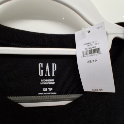 WOMEN'S GAP short sleeve T-SHIRT - EXTRA SMALL - BLACK image 2