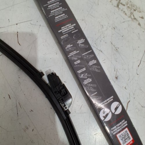 BFGOODRICH PREMIUM BEAM WIPER BLADES - 24" - BLACK (MODEL: 2013869) image 3