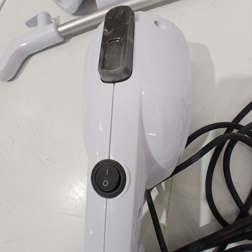 BISSELL FEATHERWEIGHT 3-IN-1 STICK / HAND VACUUM CLEANER - WHITE (MODEL: 2033J) image 3