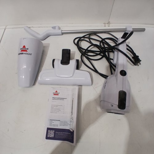 BISSELL FEATHERWEIGHT 3-IN-1 STICK / HAND VACUUM CLEANER - WHITE (MODEL: 2033J) image 6