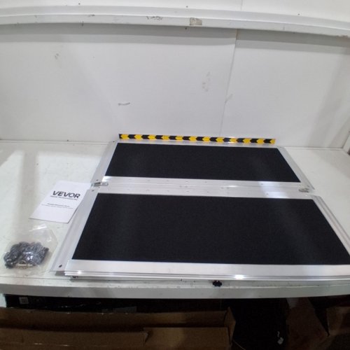 VEVOR PORTABLE FOLDING WHEELCHAIR RAMP - 800 LBS MAX CAPACITY - SILVER (MODEL: HXZDPD36) image 2