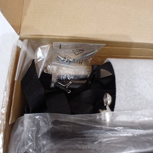 HANDERS CHOICE ADJUSTABLE CAR AND SUV 3 BAR PET BARRIER image 4