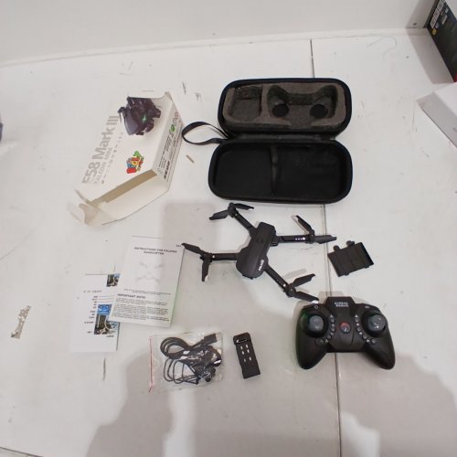 FOLDABLE QUADCOPTER DRONE WITH CAMERA - BLACK (MODEL: E58 MARK II) image 3
