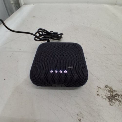 ONN 4K UHD STREAMING DEVICE WITH DOLBY AUDIO & FAST WI-FI & VOICE REMOTE CONTROL - BLACK (MODEL: 2330A) image 2