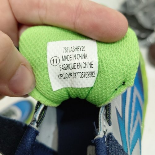 BOYS ATHLETIC WORKS TODDLER LIGHT UP ACTIVE SNEAKERS - SIZE 11 - NAVY BLUE/SILVER/GREEN (STYLE: 76FLASHBY26) image 4