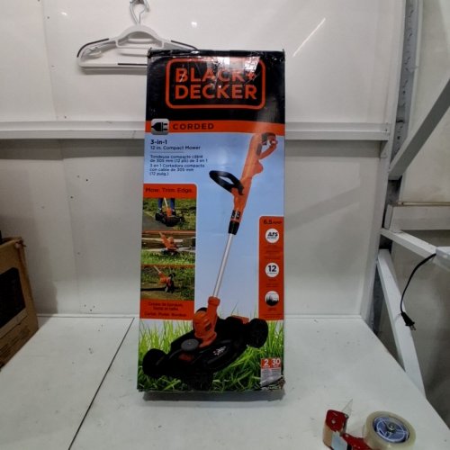 BLACK AND DECKER 3 IN 1 COMPACT MOWER, 12", CORDED image 5