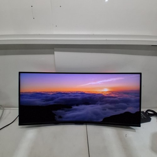 TCL 34” R84 SERIES QHD HDR QD-MINI LED CURVED GAMING MONITOR - 180HZ REFRESH RATE, 1MS GTG, AMD FREESYNC PREMIUM - BLACK/WHITE - (MODEL: 34R84) image 9
