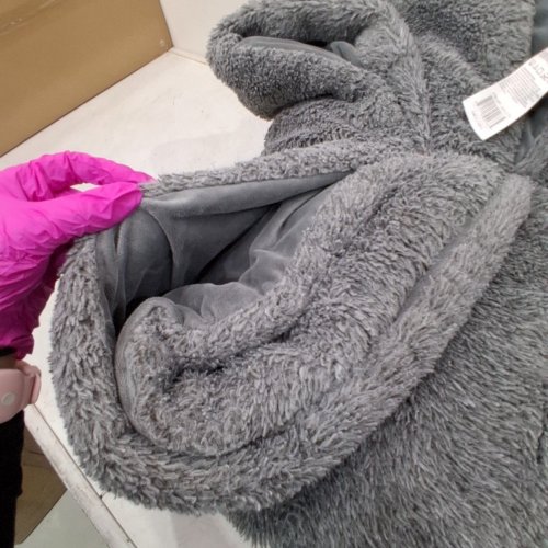 MON CHATEAU LUXE MELANGE FAUX FUR THROW BLANKET - QUEEN (98" X 92") - DARK GREY -(MODEL: 1805271) image 3