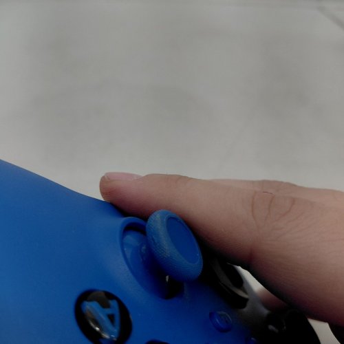 XBOX ONE CORE CONTROLLER - SHOCK BLUE image 4