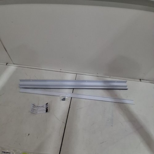 AVODAH HARDWARE ADJUSTABLE DOUBLE BUBBLE DOOR SWEEP FOR EXTERIOR DOORS - 32" - WHITE image 5