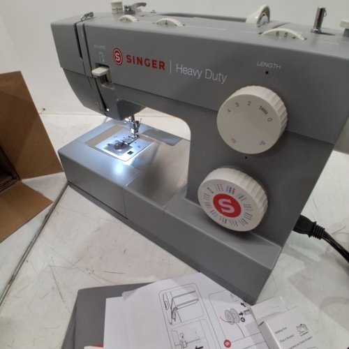 SINGER 4452 HIGH SPEED HEAVY DUTY SEWING MACHINE WITH ACCESSORIES - GREY (MODEL: 4452) image 2