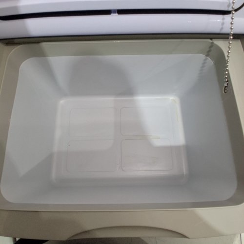 EUHOMY PORTABLE CAR REFRIGERATOR WITH APP CONTROL - 18L - 12V - FROM -4° TO 68°F - BLACK/GREY (MODEL: CFC-18 / CF004-18BL-CAEH) image 4