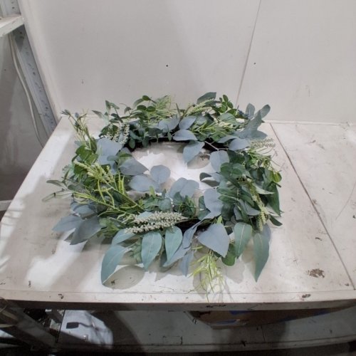 THRESHOLD QUALITY & DESIGN FAUX OLIVE LEAF WREATH - 26" image 2